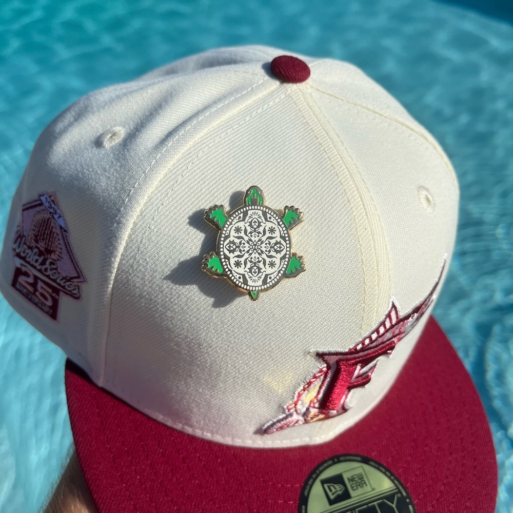 White Dome Turtle Hat Club Pin